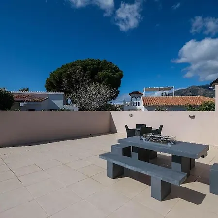 Spacious That Has It All! Вілла *