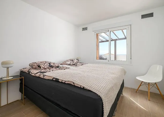 Spacious That Has It All! Вілла *