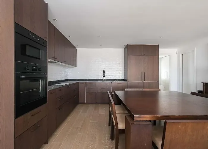 Spacious That Has It All! Вілла *