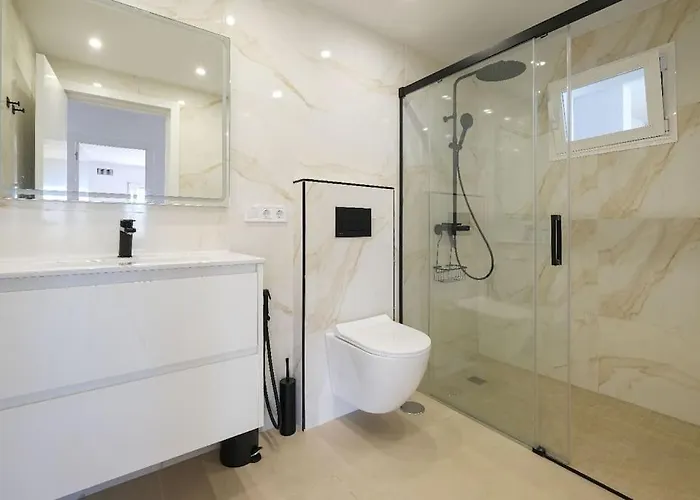 Spacious That Has It All! Вілла *