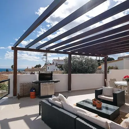Spacious That Has It All! Villa Fuengirola