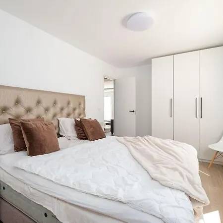 Spacious That Has It All! * Fuengirola