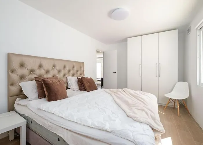 Spacious That Has It All! * Fuengirola