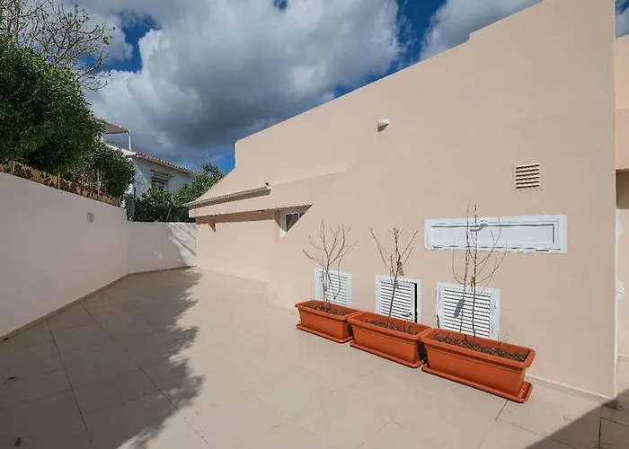 Spacious That Has It All! Villa Fuengirola