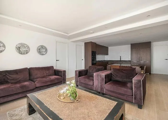 Вилла Spacious That Has It All! Фуэнхирола