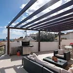 Spacious That Has It All! Villa Fuengirola