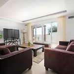Villa Spacious That Has It All! Fuengirola