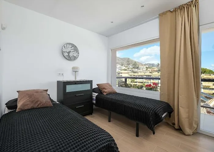 Villa Spacious That Has It All! Fuengirola